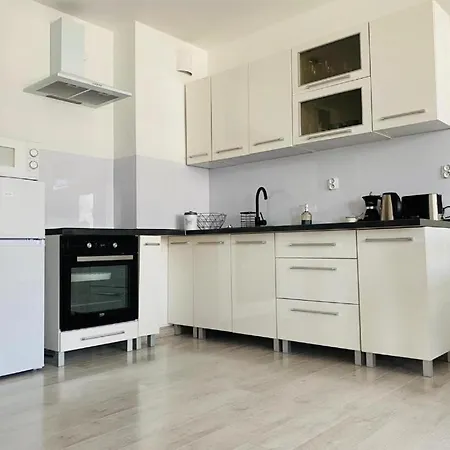 Apartament Bialy Dom Kołobrzeg